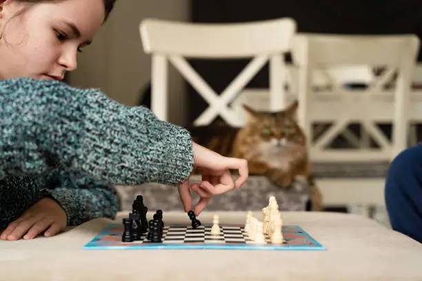 Planning the next chess move strategically